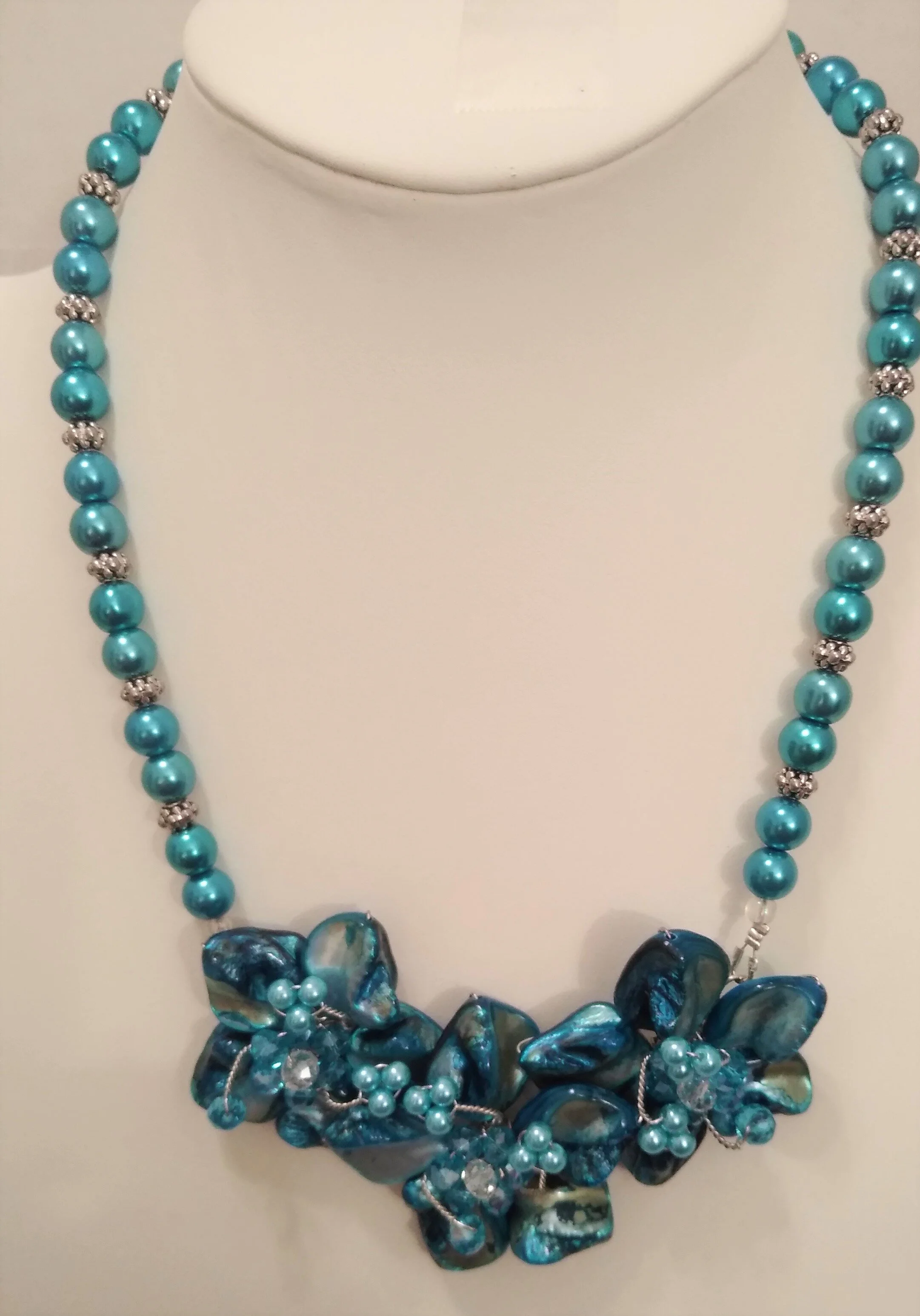 Blue 2025 shell necklace